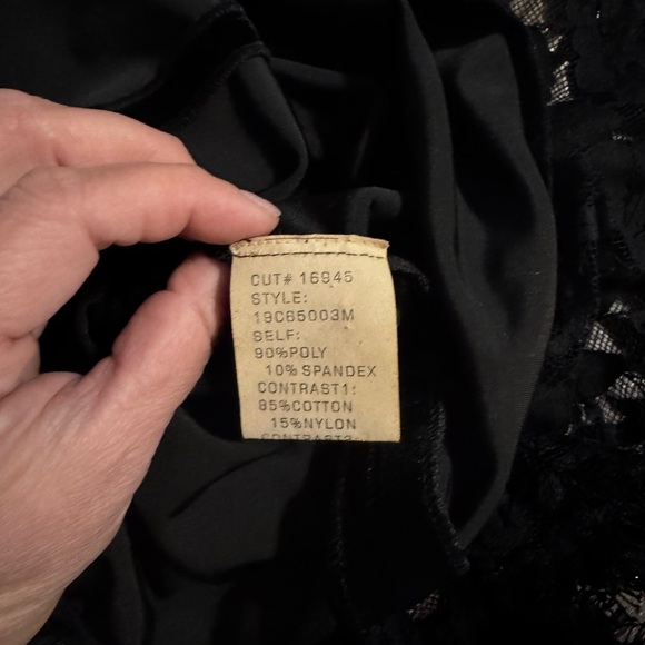 Tadashi Shoji Black Dress Size 2 Beading Velvet Trim 90s Lace Beading Embroidery - Picture 7 of 12